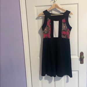 Vfish Sleeveless Dress